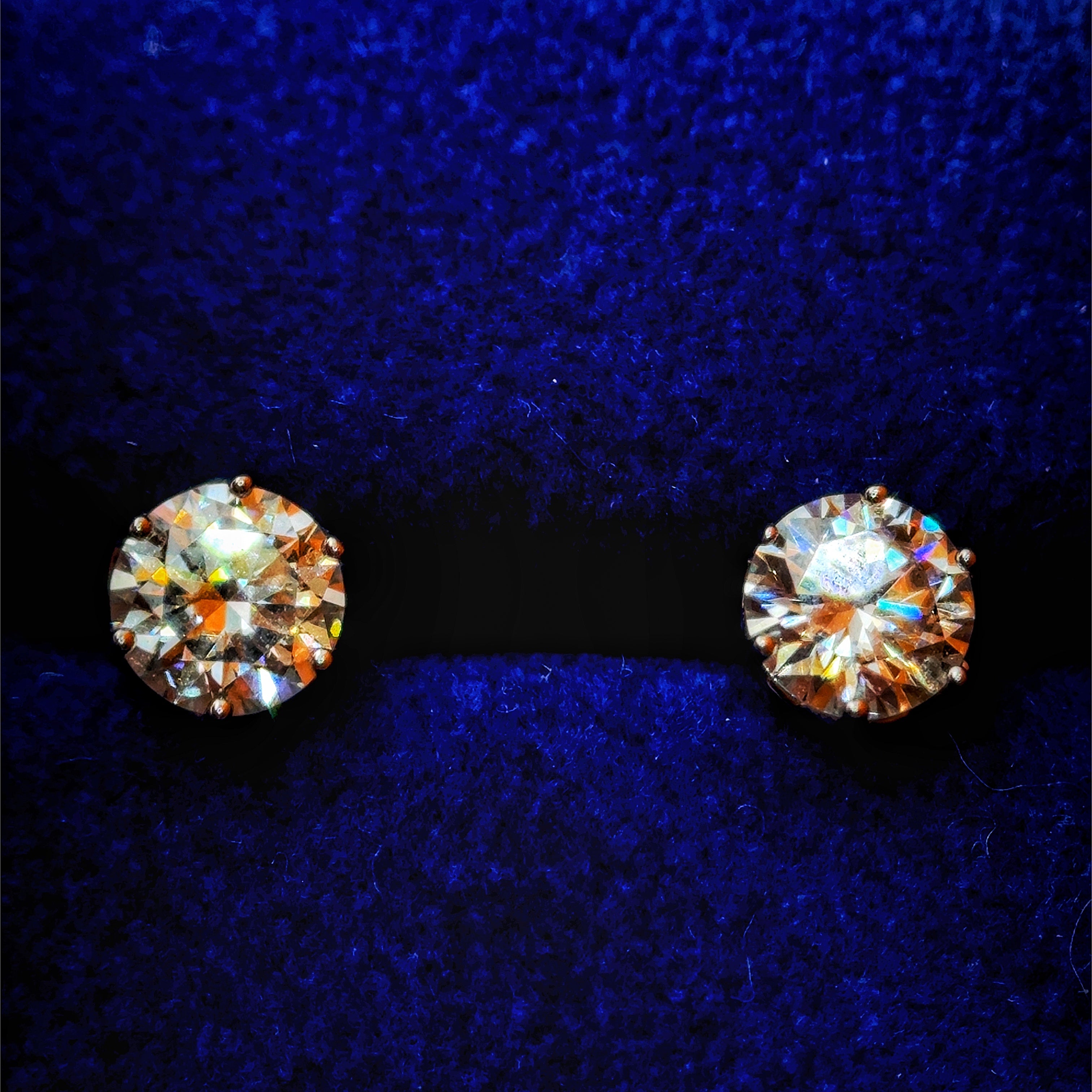 Moissanite 6 Prong Earrings